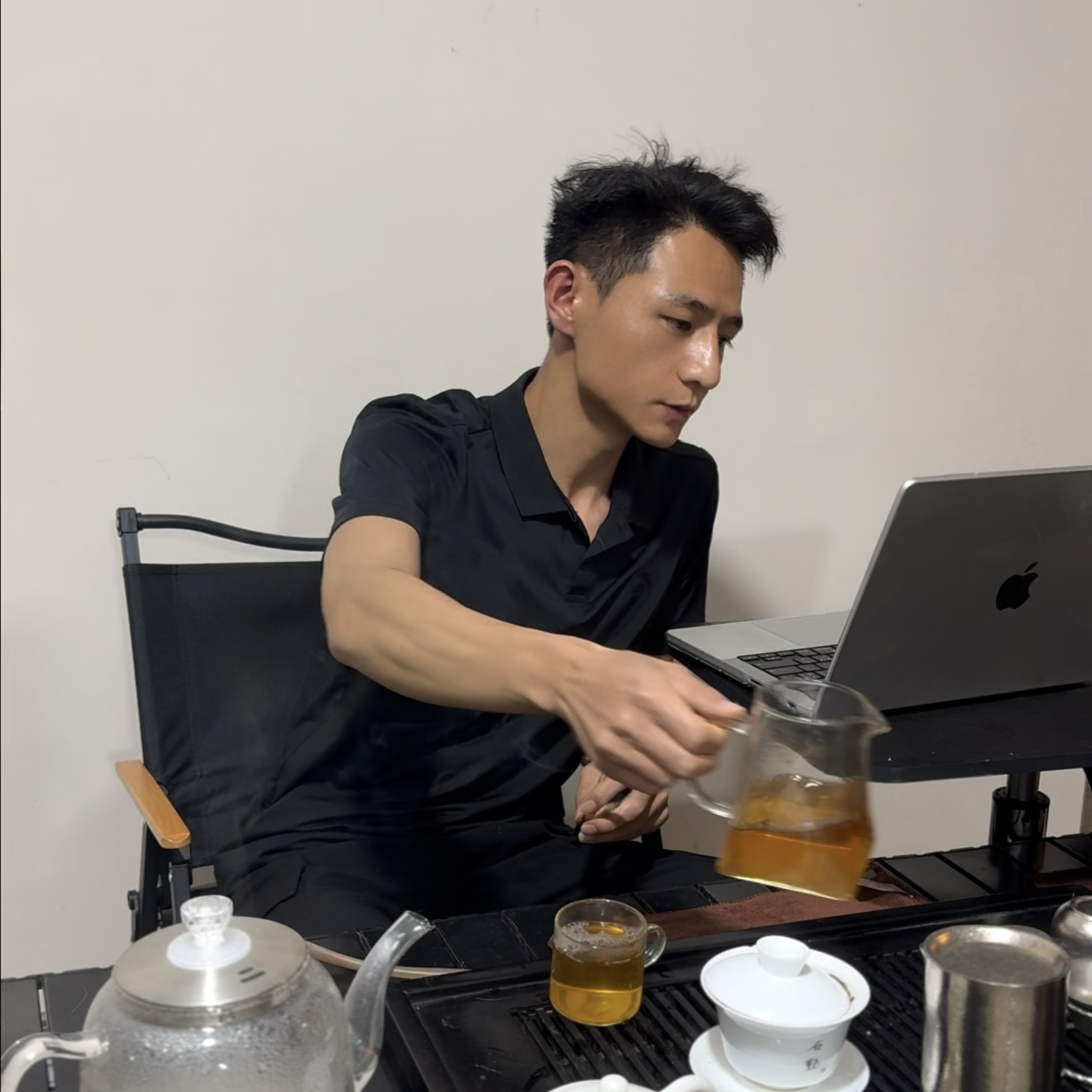 石勤